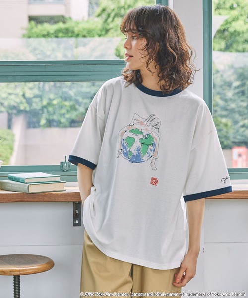 MONO-MART(モノマート)の「JOHN LENNON/ジョンレノン 別注 グラフィックプリント リンガー半袖Tシャツ(Tシャツ/カットソー・レディース・ネイビー/スミクロ/チャコール・FREE)」の5枚目の写真
