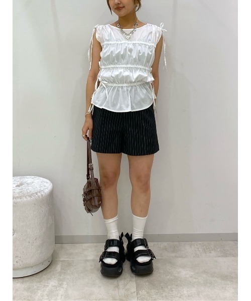 SLY（スライ）の「GATHER RIBBON WOVEN BL ギャザーリボン ウーブン ブラウス 夏服 ノースリーブトップス（シャツ/ブラウス・レディース・ブラック/ホワイト/ライトブルー・FREE）」の22枚目の写真