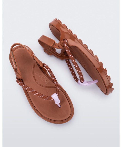melissa(メリッサ)の「MELISSA BOND SANDAL AD(サンダル・レディース・ブラウン/ブラック/ベージュ・37/35/36/38/39)」の2枚目の写真