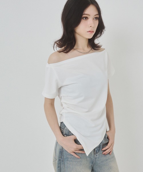 ENVYM(アンビー)の「ミニ裏毛オフショルトップス(Tシャツ/カットソー・レディース・グレー/ブラック/ホワイト・FREE)」の2枚目の写真