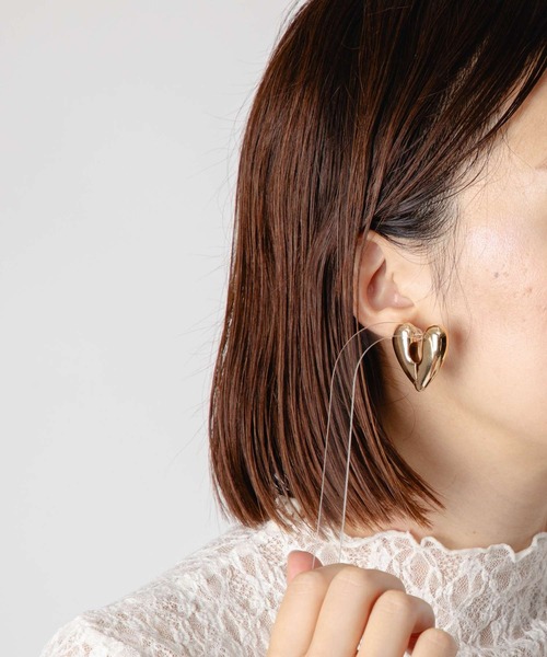ANNIKA INEZ【HEART HOOPS ラージピアス】 ANNIKA INEZ Heart Hoops, Lrg アニカ イネズ ハートフープ