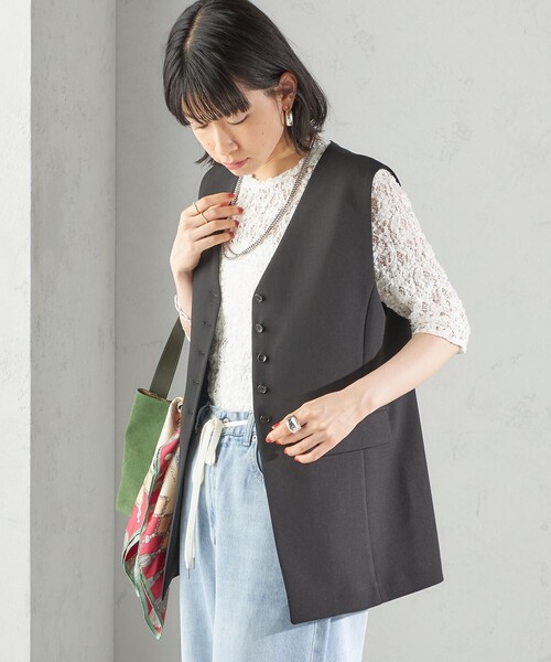 SHIPS(シップス)の「〈手洗い可能〉ハイカウント ダブルクロス ジレ(ベスト・レディース・ブラウン/ブラック・ONE SIZE)」の9枚目の写真