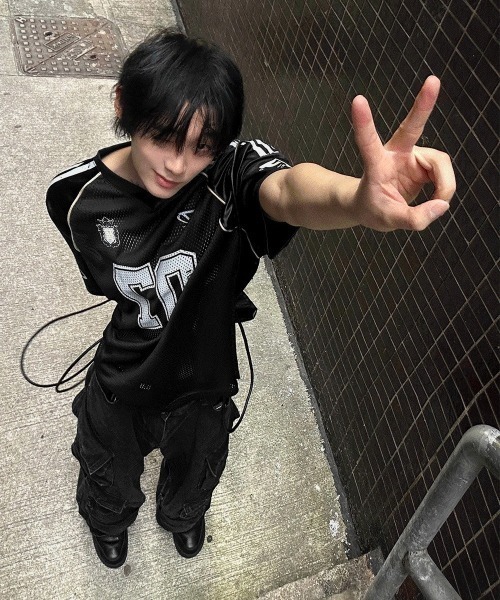 COSYHARU(コシハル)の「メッシュトラック半袖Tシャツ(Tシャツ/カットソー・メンズ・シルバー/ブラック・FREE)」の3枚目の写真