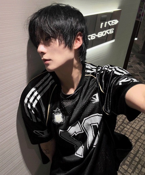 COSYHARU(コシハル)の「メッシュトラック半袖Tシャツ(Tシャツ/カットソー・メンズ・シルバー/ブラック・FREE)」の8枚目の写真
