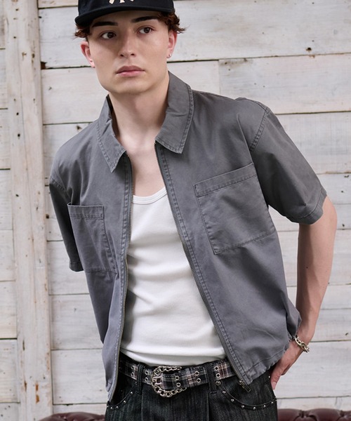 kutir（クティール）の「GRADATION PROCESSING ZIP SHIRT／グラデーション加工ジップシャツ（シャツ/ブラウス・メンズ・ブラック/グレー/ボルドー・LARGE/MEDIUM）」の2枚目の写真