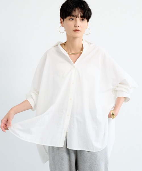 BARNYARDSTORM(バンヤードストーム)の「BARNYARDSTORM / サイドスリットワイドシャツ/ マシンウォッシャブル(シャツ/ブラウス・レディース・ブルー/ホワイト/ベージュ・FREE)」の4枚目の写真