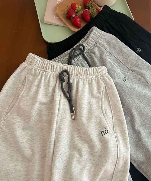 aimoha（アイモハ）の「【aimoha-KIDS-】キッズ 　ワイドスウェットパンツ（スウェットパンツ・キッズ・グレー/ダークグレー/ライトグレー/ブラック・170/160/150/140/130/120/110/100/90）」の11枚目の写真