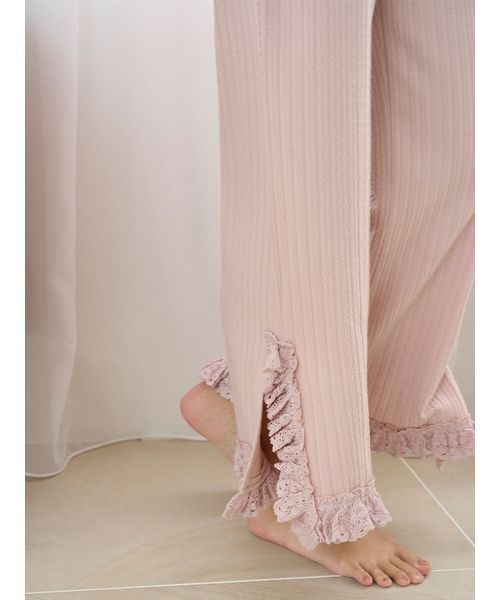 snidel  ガーゼフリルレースチュニック　ガーゼレースパンツ snidel home ガーゼフリルレースチュニック ガーゼレースパンツ