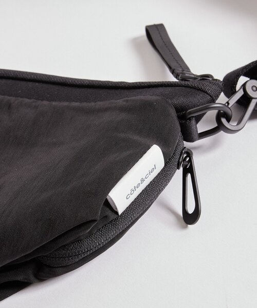 Lui's(ルイス)の「【Cote&Ciel / コートエシエル】ORNE (ショルダーバッグ)(ショルダーバッグ・メンズ・ブラック・FREE)」の11枚目の写真