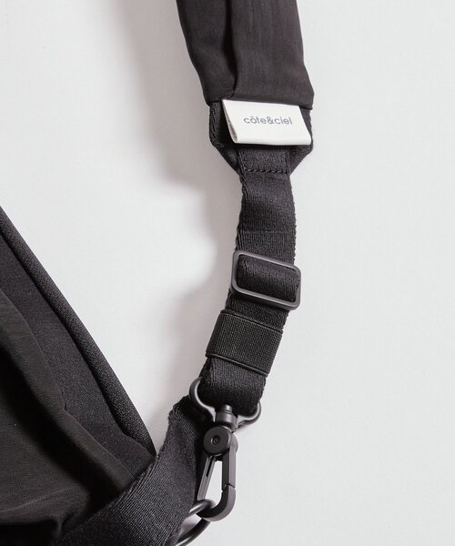 Lui's(ルイス)の「【Cote&Ciel / コートエシエル】ORNE (ショルダーバッグ)(ショルダーバッグ・メンズ・ブラック・FREE)」の13枚目の写真