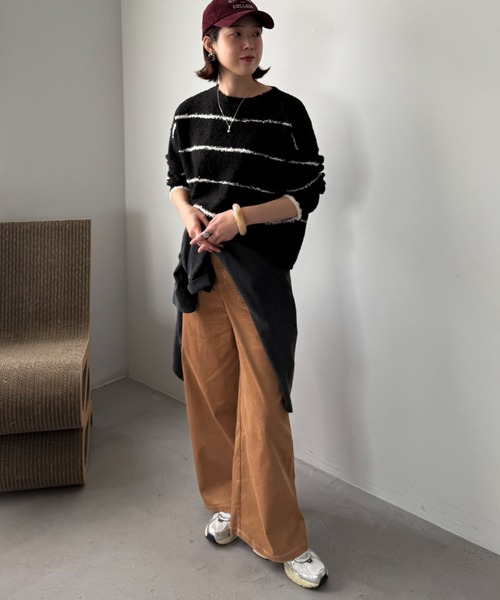 Doux archives(ドゥアルシーヴ)の「別珍デニムベイカーパンツ(デニムパンツ・レディース・ダークブラウン/ネイビー/キャメル・36/38)」の4枚目の写真