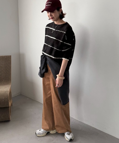 Doux archives(ドゥアルシーヴ)の「別珍デニムベイカーパンツ(デニムパンツ・レディース・ダークブラウン/ネイビー/キャメル・36/38)」の6枚目の写真