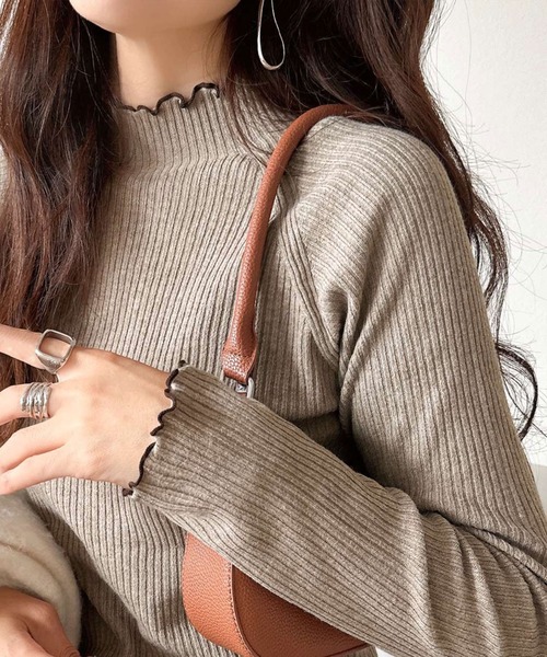 classicalelf（クラシカルエルフ）の「華奢見え叶える程よいフィット感。配色メロウリブニットトップス（長袖）（ニット/セーター・レディース・ブルー/グレー/ブラック/アイボリー/ブラウン/ベージュ/チャコール/ラベンダー・LARGE/MEDIUM/SMALL/X-LARGE）」の15枚目の写真