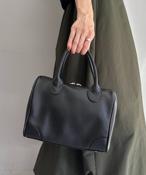 COLLAGE GALLARDAGALANTE（コラージュガリャルダガランテ）の「軽量ミニボストンレザーバッグ/WEB限定（ボストンバッグ・レディース・モカ/ブラック・FREE）」の7枚目の写真