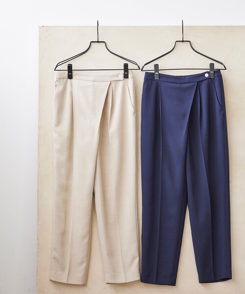 BIANCA(ビアンカ)の「【マルチシーン】洗えるエフォートレスパンツ(その他パンツ・レディース・ベージュ/ネイビー・40/38)」の20枚目の写真