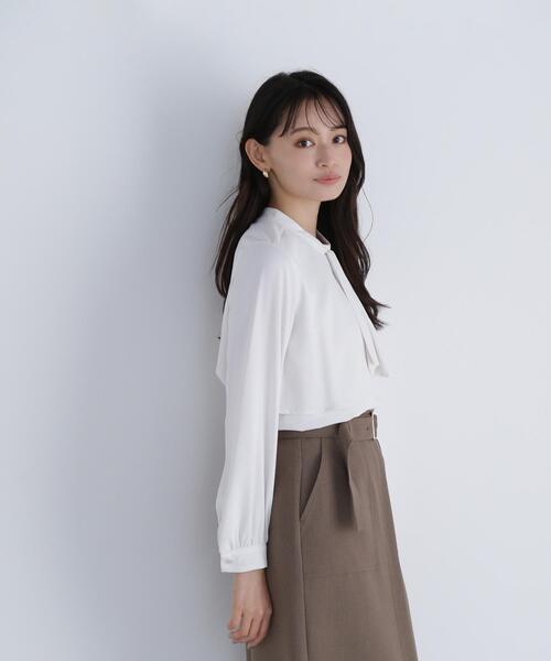 NATURAL BEAUTY BASIC(ナチュラルビューティーベーシック)の「◇アシメラッフルボウブラウス(シャツ/ブラウス・レディース・ラベンダー/ブラウン/オフホワイト・SMALL/MEDIUM)」の14枚目の写真