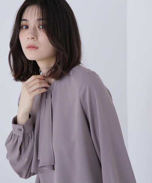 NATURAL BEAUTY BASIC（ナチュラルビューティーベーシック）の「◇アシメラッフルボウブラウス（シャツ/ブラウス・レディース・ラベンダー/ブラウン/オフホワイト・SMALL/MEDIUM）」の11枚目の写真
