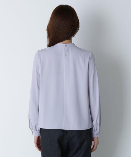 NATURAL BEAUTY BASIC(ナチュラルビューティーベーシック)の「◇アシメラッフルボウブラウス(シャツ/ブラウス・レディース・ラベンダー/ブラウン/オフホワイト・SMALL/MEDIUM)」の4枚目の写真