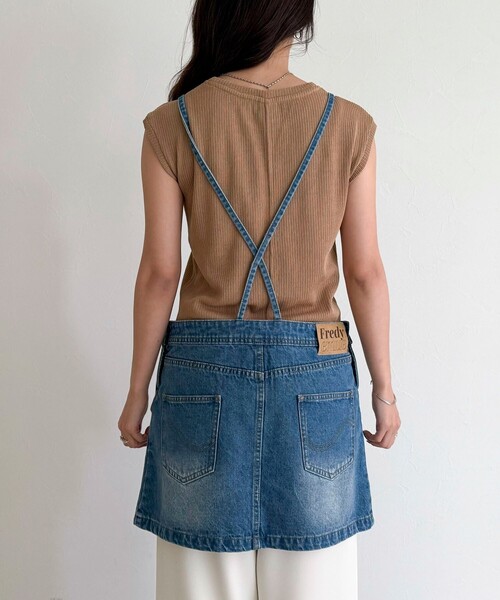 fredy emue（フレディエミュ）の「デニムサロペットチュニック（サロペット/オーバーオール・レディース・ブラック/ブルー・38）」の12枚目の写真