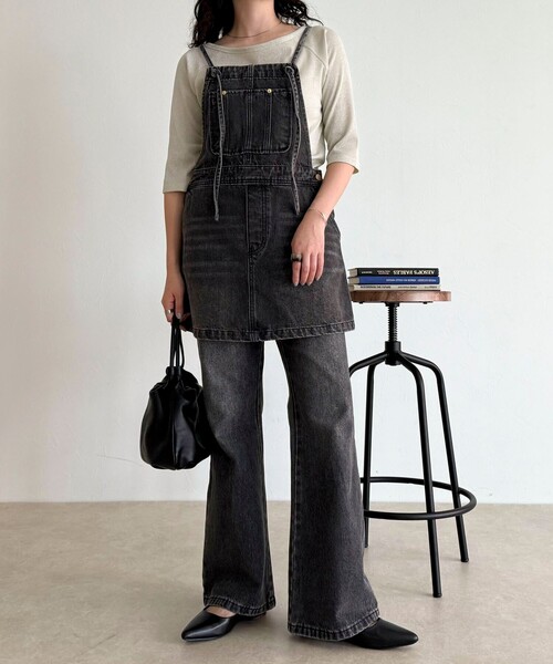 fredy emue（フレディエミュ）の「デニムサロペットチュニック（サロペット/オーバーオール・レディース・ブラック/ブルー・38）」の22枚目の写真