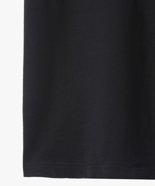 agnes b.(アニエスベー)の「メンズ アイコニック プリント 長袖 Tシャツ "Lezard"(Tシャツ/カットソー・メンズ・ブラック・2/3/1)」の5枚目の写真