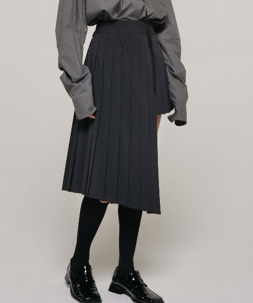 JOSE MOON（ジョゼムーン）の「SCREW PLEATS SKIRT/スクリュープリーツスカート（スカート・レディース・チャコールグレー/ブラック/カーキ・36/38）」の9枚目の写真