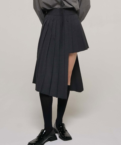 JOSE MOON（ジョゼムーン）の「SCREW PLEATS SKIRT/スクリュープリーツスカート（スカート・レディース・チャコールグレー/ブラック/カーキ・36/38）」の5枚目の写真