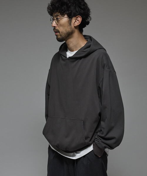 Firsthand（ファーストハンド）の「Firsthand/ファーストハンド 配色 リラックスフィット プルオーバーフーディ / ダブルフェイス（パーカー・メンズ・グレー/チャコールグレー/ブラック・M/L）」の12枚目の写真