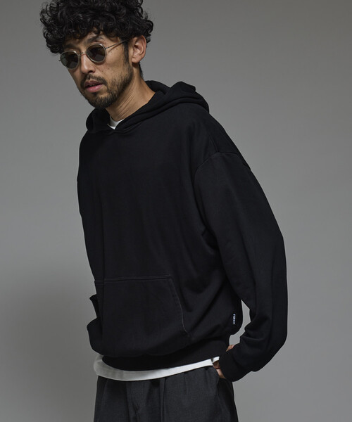 Firsthand（ファーストハンド）の「Firsthand/ファーストハンド 配色 リラックスフィット プルオーバーフーディ / ダブルフェイス（パーカー・メンズ・グレー/チャコールグレー/ブラック・M/L）」の18枚目の写真