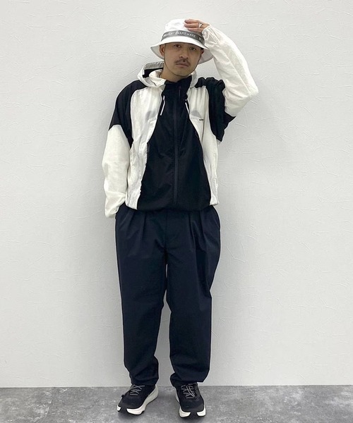 NUMERALS(ヌメラルズ)の「【NUMERALS】ワイドスラックス(スラックス・メンズ・ブラック/ネイビー・LARGE/MEDIUM/SMALL)」の4枚目の写真