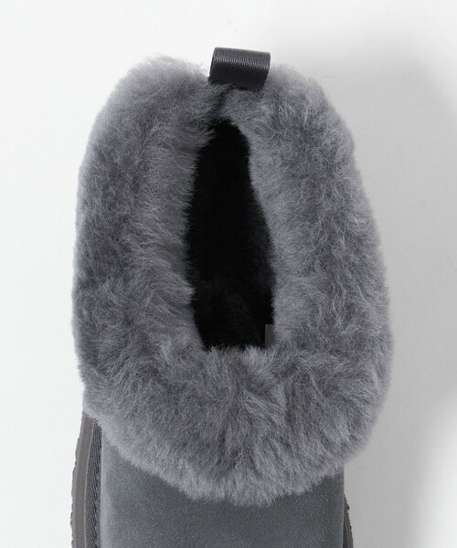 UGG（アグ）の「＜UGG＞タゼル / Tazzelle（スリッポン・レディース・ブラウン系/ダークグレー・6/7/8/5）」の17枚目の写真