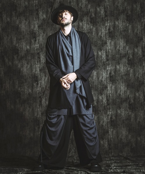 NO ID.(ノーアイディ)の「【NO ID.】Multi-Way Drape Gown / マルチ ウェイ ドレープ ガウン(カーディガン/ボレロ・メンズ・その他23/ブラック・ONE SIZE)」の9枚目の写真