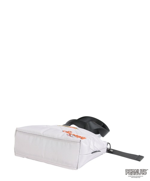 OUTDOOR PRODUCTS(アウトドアプロダクツ)の「【OUTDOOR PRODUCTS】 PEANUTSコレクション スヌーピー ミニショルダー(ショルダーバッグ・レディース・ライトグレー/ブラック/ブラウン系その他/ネイビー・FREE)」の8枚目の写真