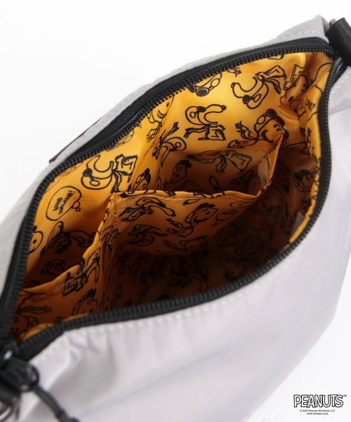 OUTDOOR PRODUCTS(アウトドアプロダクツ)の「【OUTDOOR PRODUCTS】 PEANUTSコレクション スヌーピー ミニショルダー(ショルダーバッグ・レディース・ライトグレー/ブラック/ブラウン系その他/ネイビー・FREE)」の10枚目の写真