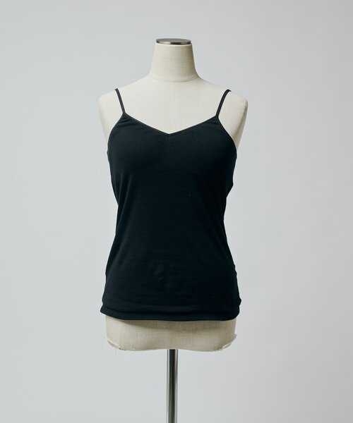 Lui's(ルイス)の「カップ付きVネックキャミ(キャミソール・レディース・ベージュ/オフホワイト/ブラック・FREE)」の14枚目の写真