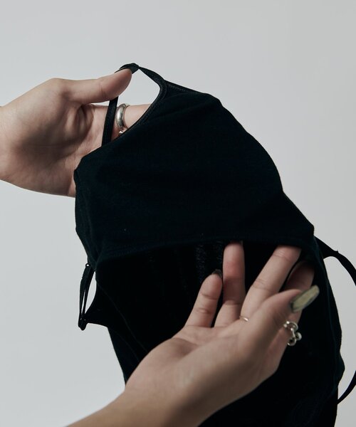 Lui's(ルイス)の「カップ付きVネックキャミ(キャミソール・レディース・ベージュ/オフホワイト/ブラック・FREE)」の16枚目の写真