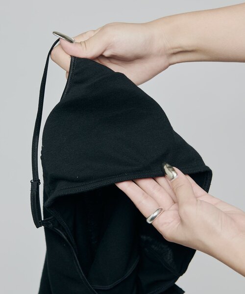 Lui's(ルイス)の「カップ付きVネックキャミ(キャミソール・レディース・ベージュ/オフホワイト/ブラック・FREE)」の17枚目の写真