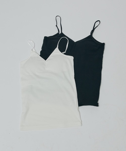 Lui's(ルイス)の「カップ付きVネックキャミ(キャミソール・レディース・ベージュ/オフホワイト/ブラック・FREE)」の4枚目の写真