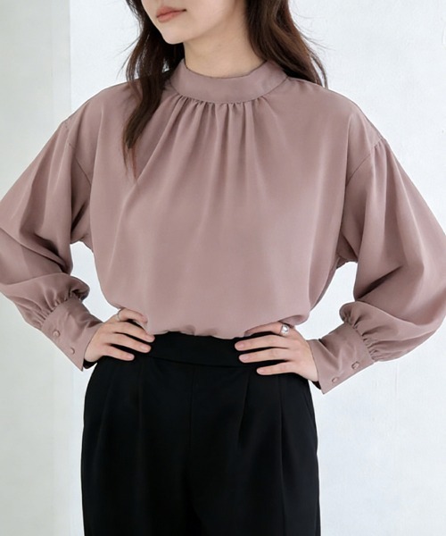 ONEP STAR(ワンピスター)の「バルーン袖スタンドカラーブラウス(シャツ/ブラウス・レディース・ライトブラウン/ブラック/ワイン/グレイッシュベージュ/ホワイト/グリーン/ライトグリーン/ベージュ・FREE)」の5枚目の写真