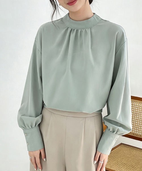 ONEP STAR(ワンピスター)の「バルーン袖スタンドカラーブラウス(シャツ/ブラウス・レディース・ライトブラウン/ブラック/ワイン/グレイッシュベージュ/ホワイト/グリーン/ライトグリーン/ベージュ・FREE)」の7枚目の写真