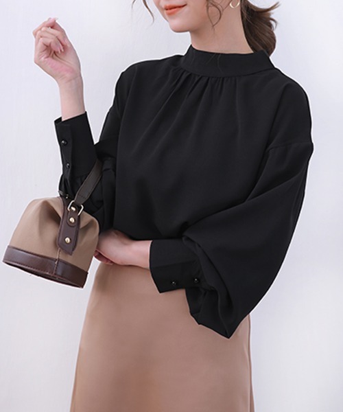 ONEP STAR(ワンピスター)の「バルーン袖スタンドカラーブラウス(シャツ/ブラウス・レディース・ライトブラウン/ブラック/ワイン/グレイッシュベージュ/ホワイト/グリーン/ライトグリーン/ベージュ・FREE)」の17枚目の写真