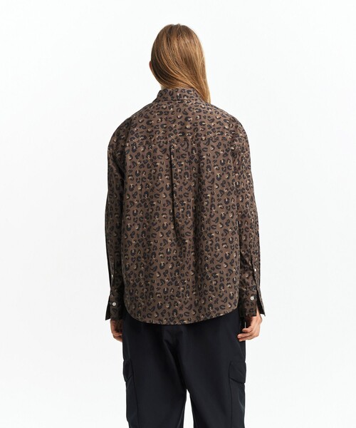 AIGLE(エーグル)の「総柄プリント ロングスリーブシャツ(シャツ/ブラウス・レディース・オリーブ・L/M/S/XS)」の13枚目の写真