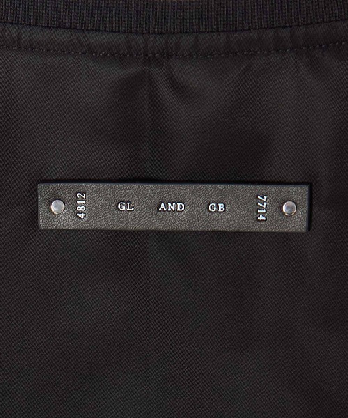 CRIMIE（クライミー）の「NYLON STADIUM BOMBER JACKET（ブルゾン・メンズ・ブラック・M/L/XL/XXL/S）」の7枚目の写真