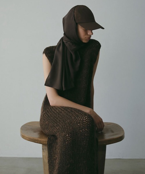 ETRE TOKYO（エトレトウキョウ）の「スリーブレスローゲージニットワンピース（ワンピース・レディース・ベージュ/ブラウン・FREE）」の18枚目の写真