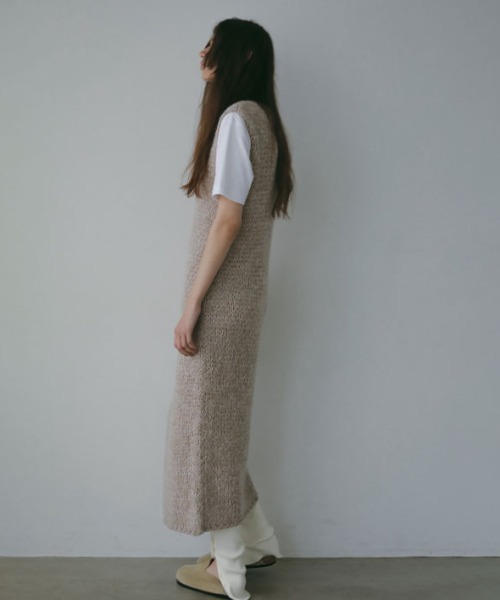 ETRE TOKYO（エトレトウキョウ）の「スリーブレスローゲージニットワンピース（ワンピース・レディース・ベージュ/ブラウン・FREE）」の10枚目の写真