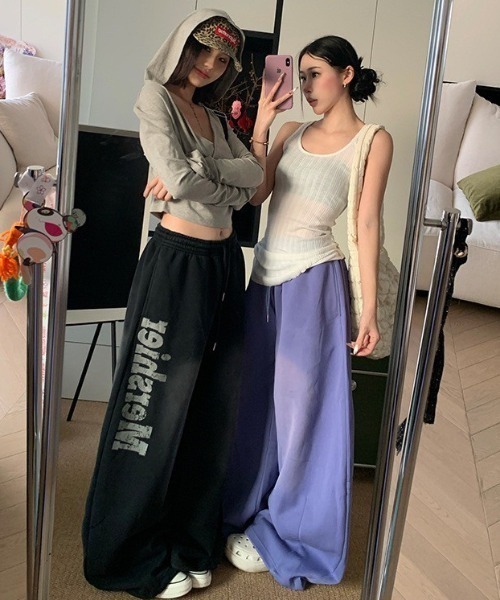 VIBGYOR（ヴィブジョー）の「【LAMPOON】ビンテージ加工ワイドスエットパンツ（スウェットパンツ・レディース・パープル/ブラック・MEDIUM/LARGE/SMALL）」の11枚目の写真