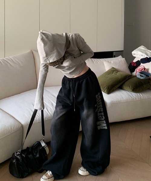 VIBGYOR（ヴィブジョー）の「【LAMPOON】ビンテージ加工ワイドスエットパンツ（スウェットパンツ・レディース・パープル/ブラック・MEDIUM/LARGE/SMALL）」の18枚目の写真