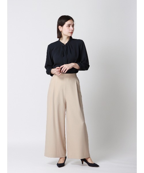 SUIT SQUARE（スーツスクエア）の「CHANTOWA タックワイドパンツ ウォッシャブル ストレッチツイル 無地（スラックス・レディース・ベージュ系/ブラック系/カーキ系/パープル系・36(7号)/38(9号)/40(11号)/42(13号)）」の10枚目の写真