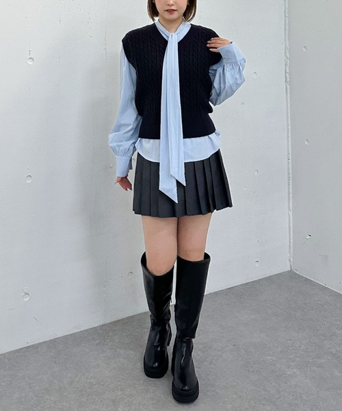 archives（アルシーヴ）の「ケーブルニットベスト×ボウブラウスＳＥＴ（ニット/セーター・レディース・ネイビー/ブラウン/グレー/チャコールグレー・MEDIUM）」の7枚目の写真