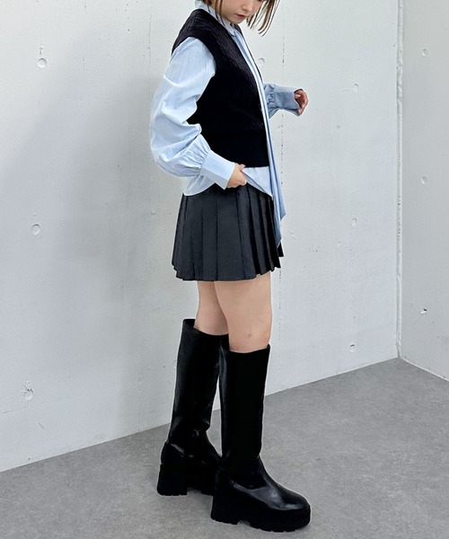 archives（アルシーヴ）の「ケーブルニットベスト×ボウブラウスＳＥＴ（ニット/セーター・レディース・ネイビー/ブラウン/グレー/チャコールグレー・MEDIUM）」の10枚目の写真